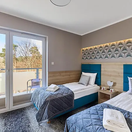 Golden Hour Apartments- Cesarskie 758 *